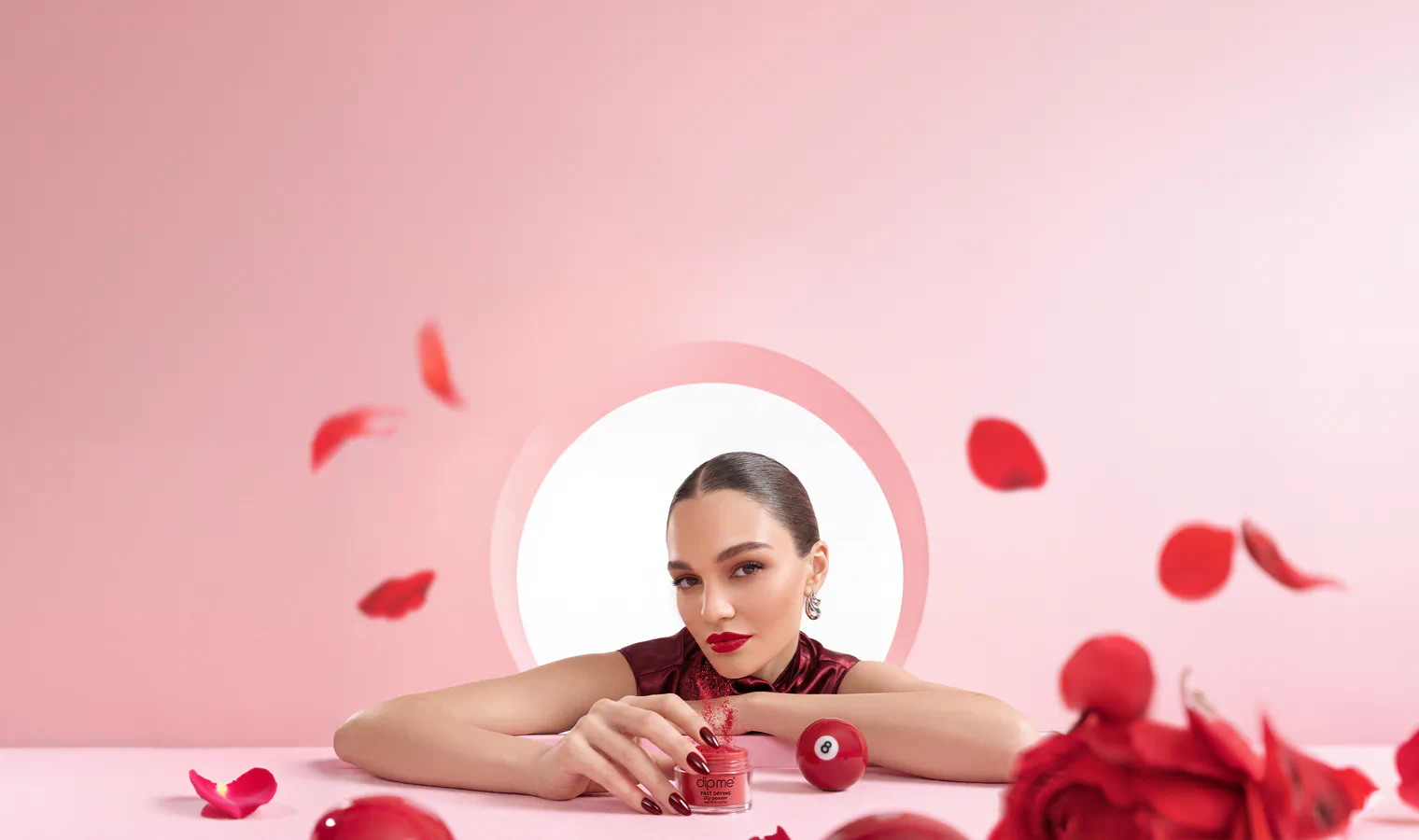 Дипинг система за<strong> перфектен <b>маникюр</b></strong>