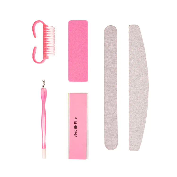 Essential Nail Kit: All your manicure mates in one set