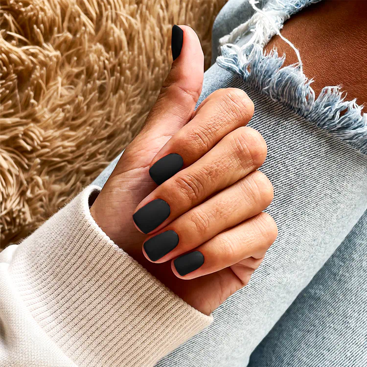 Farbe „Infinity Black“
