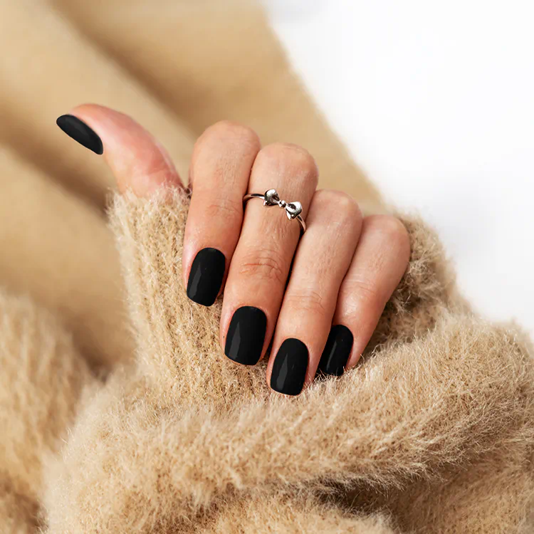 Цвят „Infinity Black“
