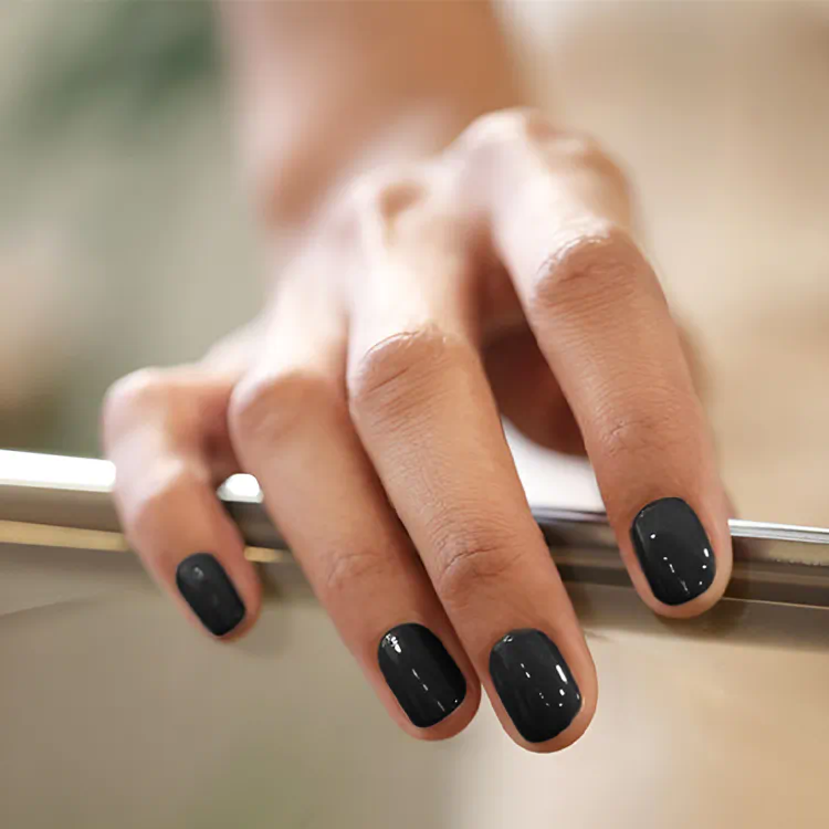 Цвят „Infinity Black“