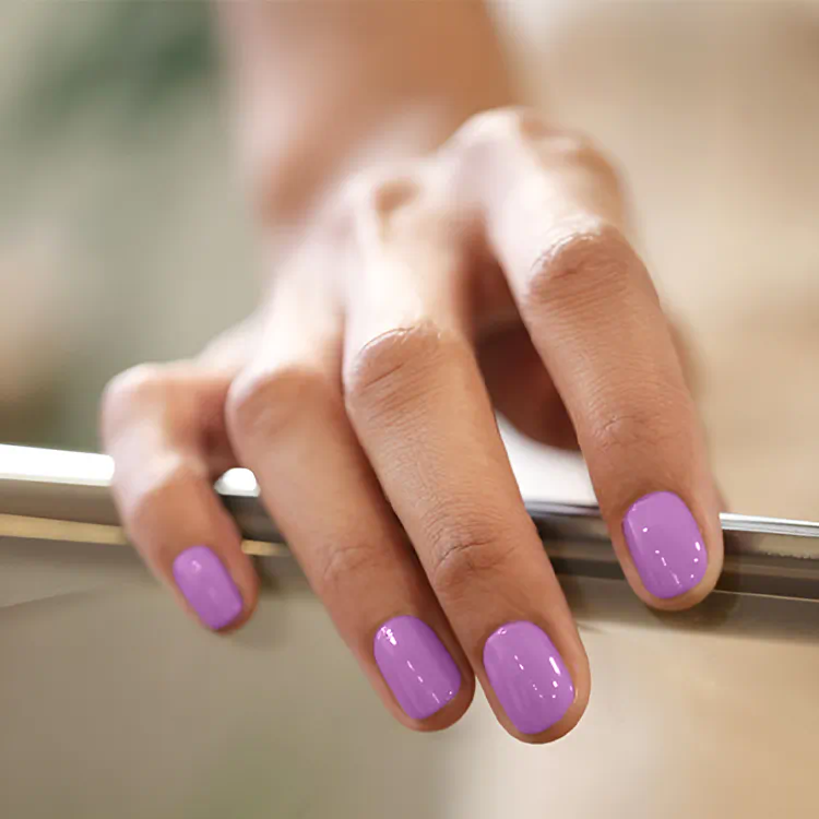 Цвят „Chic Purplish Red“