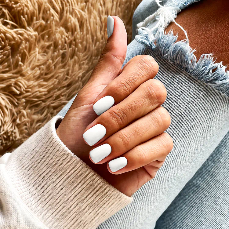 Цвят „French White“