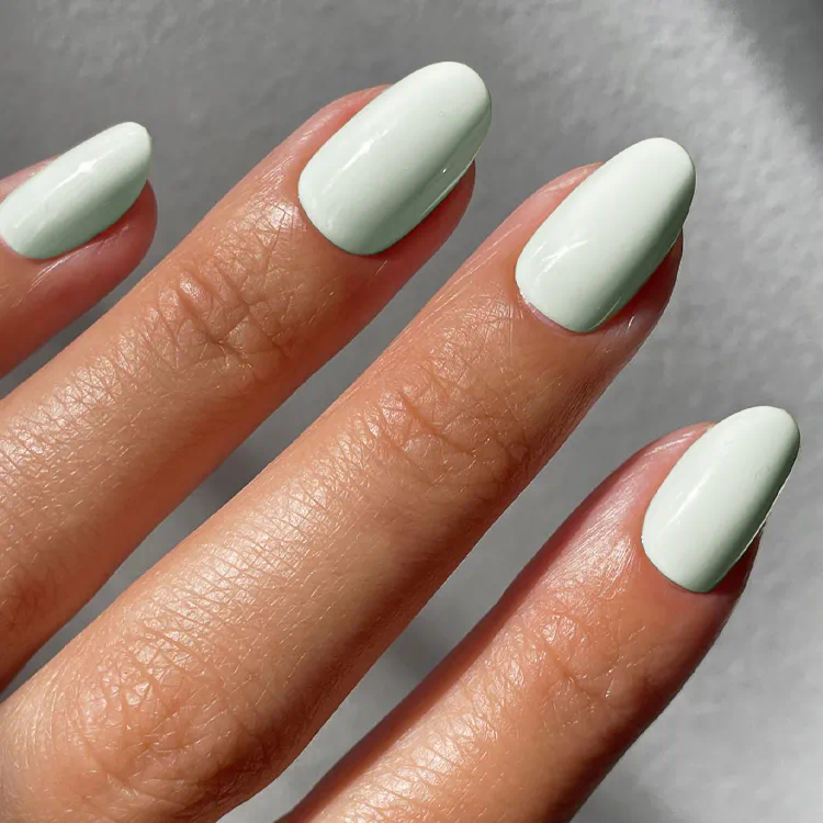 Цвят „Mint Whisper“
