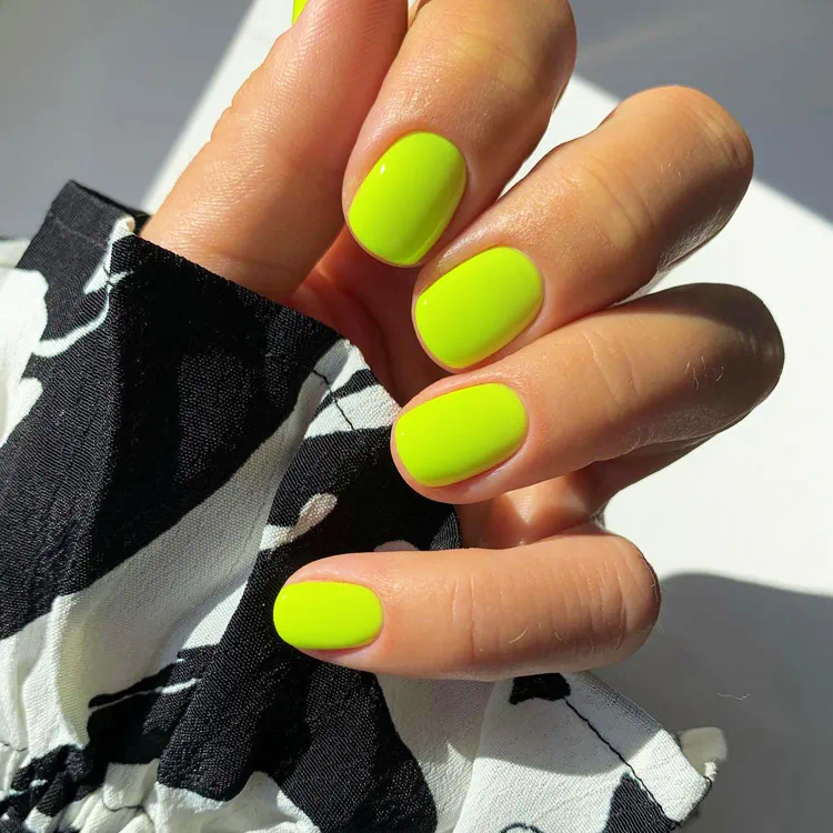 Цвят „Neon Lime“