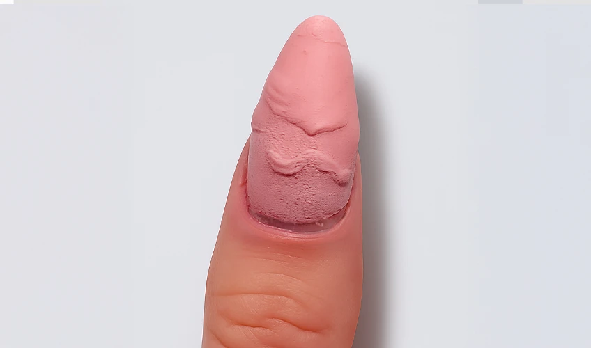 Cómo evitar los grumos en el manicure DipMe – paso a paso