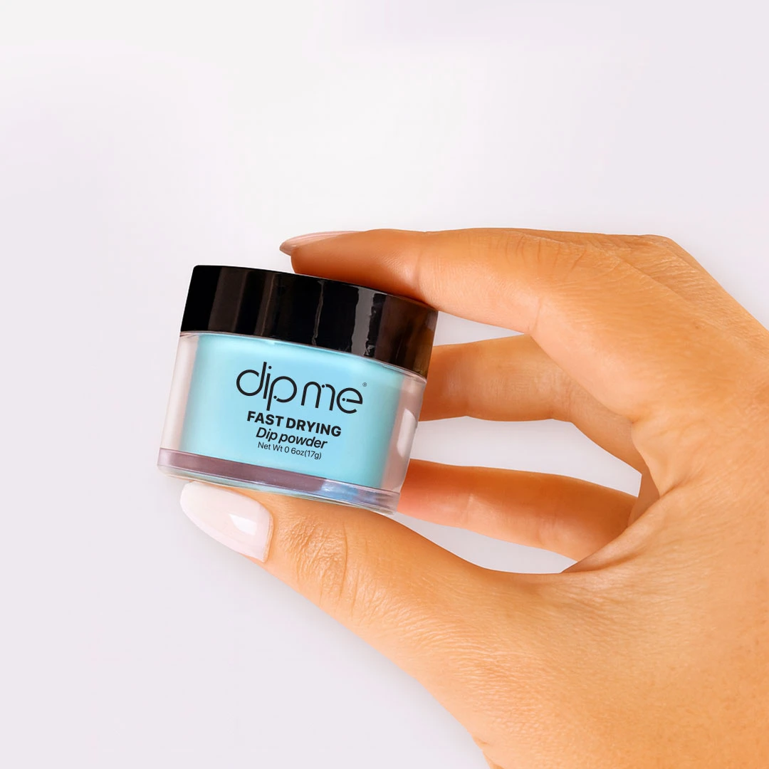 Cómo hacer una manicura con dipping en casa – paso a paso